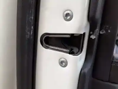 Peça sobressalente para automóvel em segunda mão fechadura da porta dianteira esquerda por mercedes clase c (w205) lim. c 220 cdi bluetec (205.004) referências oem iam 