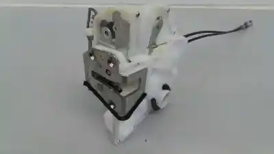 Second-hand car spare part front right door lock for suzuki sx4 gle oem iam references 8220161ma1