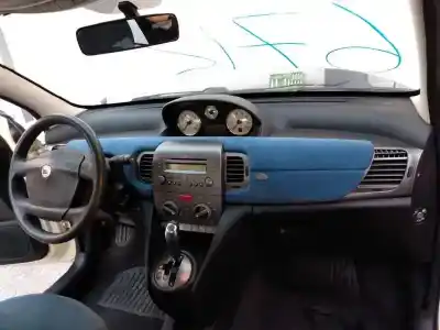 Автозапчастина б/у панель приладів для lancia ypsilon (101) 1.3 16v multijet argento посилання на oem iam 0735352911  