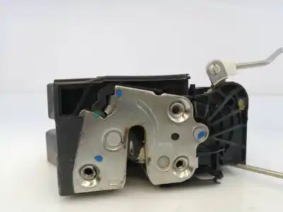 Second-hand car spare part front right door lock for dacia sandero stepway oem iam references 805026816rg e1-a1-12-2 