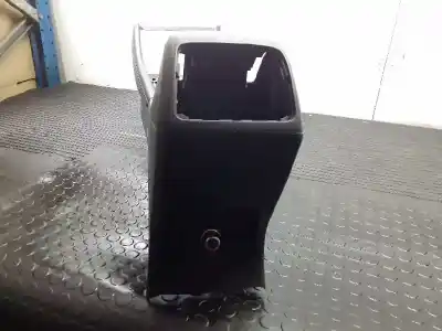 Pezzo di ricambio per auto di seconda mano console centrale per audi q3 (8u) 2.0 tdi (130kw) advance quattro riferimenti oem iam 8u0864981a p2-b2-19 8u0862533