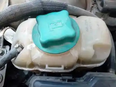 Second-hand car spare part coolant expansion tank for volvo xc90 2.4 diesel cat oem iam references 