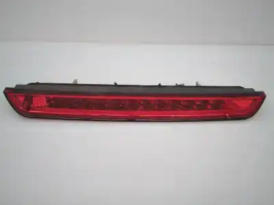 Recambio de automóvil de segunda mano de LUZ CENTRAL DE FRENO para PEUGEOT 3008  referencias OEM IAM 9811951080 E1-A4-6-1 9688016380