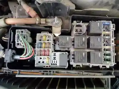 Second-hand car spare part fuse box unit for volvo xc90 2.4 diesel cat oem iam references 