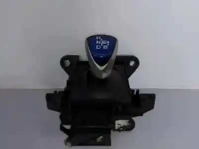 Second-hand car spare part GEAR LEVER for TOYOTA AURIS (_E18_)  OEM IAM references  E3-B2-8-3 