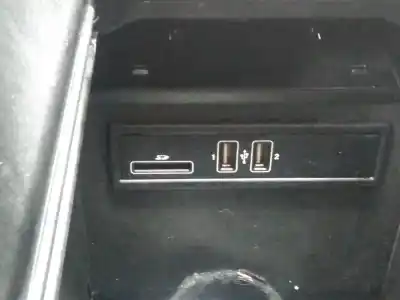 Pezzo di ricambio per auto di seconda mano console centrale per mercedes-benz clase glc coupe (bm 253) (6.2016->) glc 220 d 4matic (253.305) riferimenti oem iam a2056807210 p2-b2-18 
