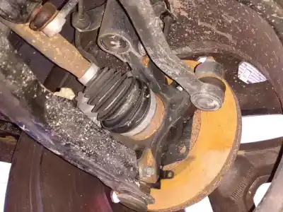 İkinci el araba yedek parçası ÖN SAG KNUCKLE için RENAULT CAPTUR  OEM IAM referansları   