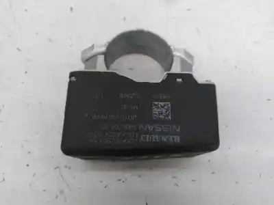 İkinci el araba yedek parçası  için NISSAN QASHQAI (J11)  OEM IAM referansları 487004553R E3-B4-35-3 3468210105