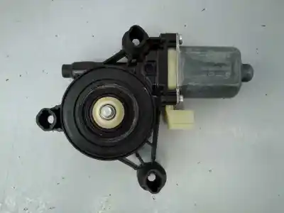 Pièce détachée automobile d'occasion Moteur Lève Vitre Avant Droit pour VOLKSWAGEN TIGUAN Advance BMT Références OEM IAM 5Q0959801C E1-B6-32-3 