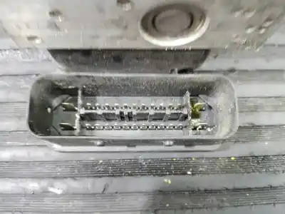 Pezzo di ricambio per auto di seconda mano abs per citroen c3 picasso sx riferimenti oem iam 9665370480 p3-a8-27-2 10020701804