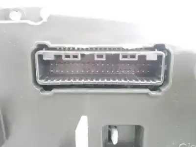 Second-hand car spare part dashboard for toyota corolla (e15) sol oem iam references 838000f110 e3-b2-5-2 mb2574500437