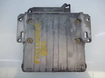 Recambio de automóvil de segunda mano de centralita motor uce para land rover freelander (ln) 2.0 turbodiesel referencias oem iam 0281001420  98011628rte141