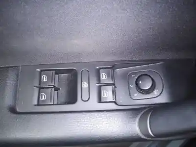 Автозапчасти б/у выключатель левого переднего окна за volkswagen passat variant (365) advance bluemotion ссылки oem iam 