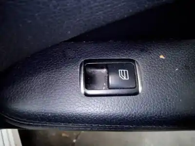 Recambio de automóvil de segunda mano de mando elevalunas delantero derecho para mercedes clase e (w212) lim. 220 cdi blueefficiency (212.002) referencias oem iam 