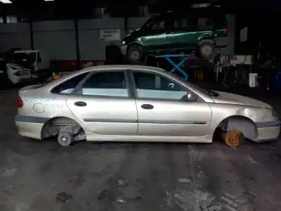 Pièce détachée automobile d'occasion moteur complet pour renault laguna (b56) 1.9 dti références oem iam f9qf7  