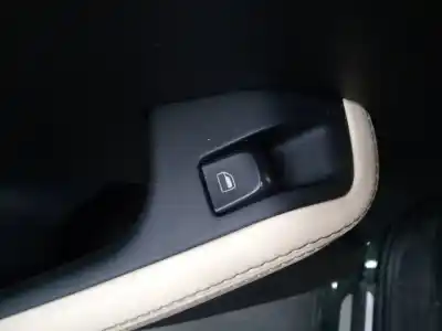 Автозапчастина б/у  для AUDI Q5 (8R)  Посилання на OEM IAM   