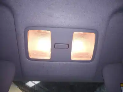Peça sobressalente para automóvel em segunda mão luz interior por hyundai ix20 gls comfort blue referências oem iam 
