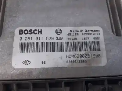 Peça sobressalente para automóvel em segunda mão centralina de motor uce por renault trafic combi (ab 4.01) 6 - plazas (l2h1) acristalado parcial 2.9t combi largo referências oem iam 0281011529  8200051608