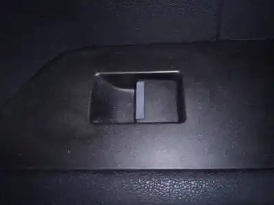 Peça sobressalente para automóvel em segunda mão botão / interruptor elevador vidro traseiro direito por land rover evoque pure referências oem iam 