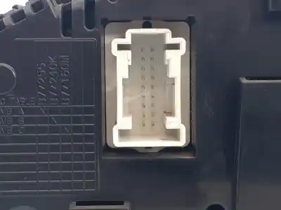 Peça sobressalente para automóvel em segunda mão quadrante por citroen c4 lim. live edition referências oem iam 9812832380 e3-b2-19-4 a2c97398300