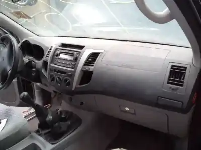 Second-hand car spare part dashboard for toyota hilux (kun) double cab sol 4x4 oem iam references   