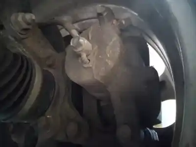 Peça sobressalente para automóvel em segunda mão pinça de travão dianteira esquerda por hyundai tucson essence bluedrive 2wd referências oem iam 