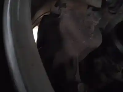 Peça sobressalente para automóvel em segunda mão pinça de travão dianteira direita por hyundai tucson essence bluedrive 2wd referências oem iam 