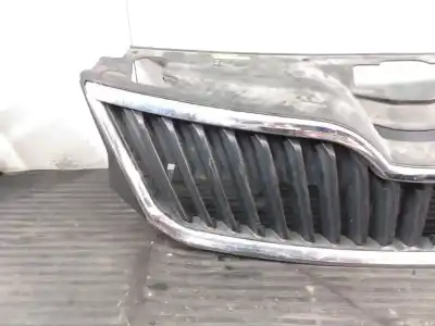 Автозапчастина б/у передня решіта для skoda rapid active посилання на oem iam 5ja853668 p2-a2-32 