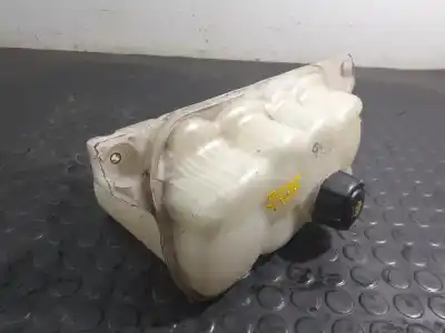 Pièce détachée automobile d'occasion vase d'expansion de liquide de refroidissement pour nissan juke (f15) 1.5 turbodiesel cat références oem iam 217101kk0a 217111kk0a p2-b4-4 