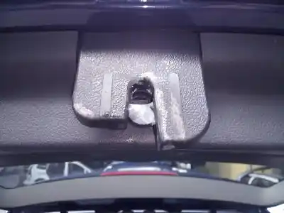 Pièce détachée automobile d'occasion coffre / serrure de porte pour volkswagen touran (1t3) highline références oem iam   