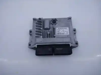 Recambio de automóvil de segunda mano de centralita motor uce para ford focus lim. 2.0 tdci referencias oem iam 97ri010012 e3-b3-24-2 