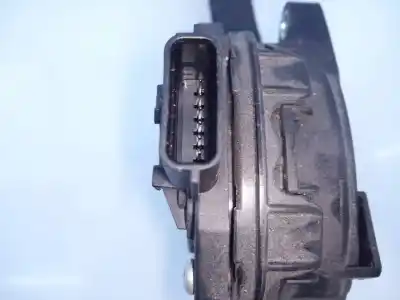 Second-hand car spare part accelerator pedal for renault master kipper l2h1 3.5t oem iam references 180101626r e2-a1-38-7 6pv0099781