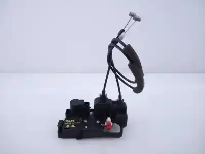 Second-hand car spare part front right door lock for ssangyong korando premium 4x2 oem iam references 