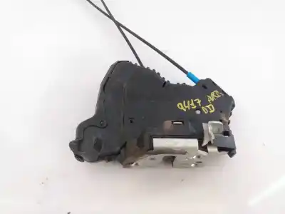 Second-hand car spare part front right door lock for toyota auris active oem iam references 
