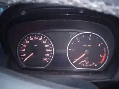 Peça sobressalente para automóvel em segunda mão quadrante por bmw serie 1 berlina (e81/e87) 120d referências oem iam 911019505 e3-a2-35-3 1024952