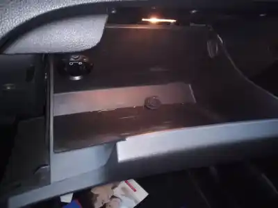 Second-hand car spare part glove compartment for kia cee´d drive oem iam references   