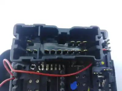 Pezzo di ricambio per auto di seconda mano comando pulito per dacia duster ambiance 4x2 riferimenti oem iam e1109568 e2-a1-44-3 