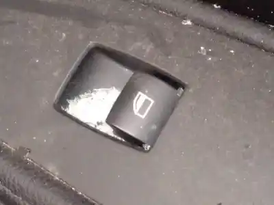 Piesă de schimb auto la mâna a doua panou comandã geamuri electrice fatã partea din dreapta pentru bmw serie 1 berlina (e81/e87) 118d referințe oem iam   