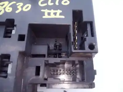 Peça sobressalente para automóvel em segunda mão comutador de limpa vidros por renault clio iii exception referências oem iam 88103003475 e2-a1-38-2 