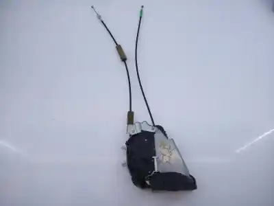 Автозапчасти б/у замок задней левой двери за TOYOTA PRIUS (NHW30) Plug-in Hybrid Advance ссылки OEM IAM  E2-B4-45-2 