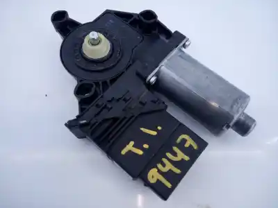 Recambio de automóvil de segunda mano de motor elevalunas trasero izquierdo para volkswagen touran (1t3) highline referencias oem iam 5k0959703a