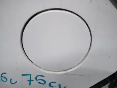 Peça sobressalente para automóvel em segunda mão tampa de combustível externa por toyota yaris hsd city referências oem iam 