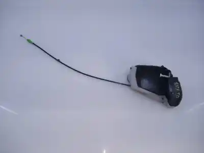 Peça sobressalente para automóvel em segunda mão fechadura da porta traseira direita por toyota yaris hsd city referências oem iam 