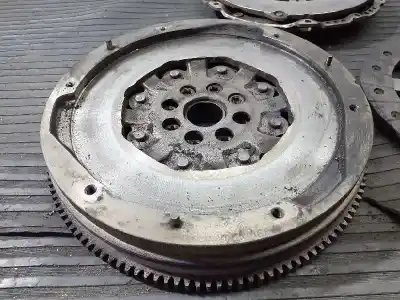Recambio de automóvil de segunda mano de kit embrague para renault laguna iii dynamique referencias oem iam 8200421191 p1-a5-2 