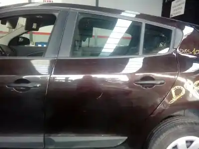 Recambio de automóvil de segunda mano de puerta trasera izquierda para renault megane iii berlina 5 p expression referencias oem iam 