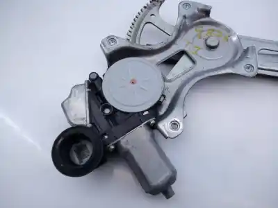 Автозапчасти б/у регулятор стекла заднего левого за toyota prius (nhw30) plug-in hybrid advance ссылки oem iam  e2-b4-45-2 