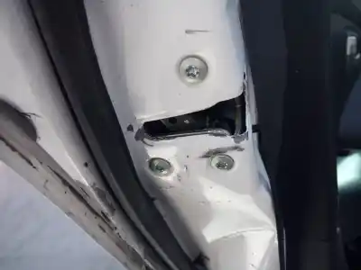 Автозапчастина б/у замок дверей заднього лівого для HYUNDAI IX35 Style 2WD Посилання на OEM IAM   