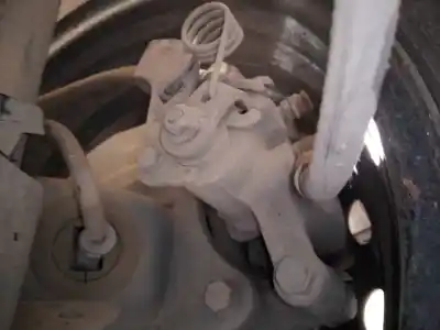 Tweedehands auto-onderdeel rechts achter remklauw voor hyundai i20 trend blue oem iam-referenties 