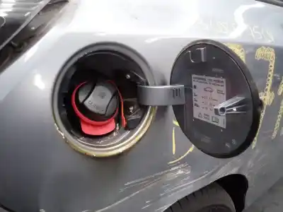 Pezzo di ricambio per auto di seconda mano tappo esterno del carburante per opel corsa d cosmo riferimenti oem iam   
