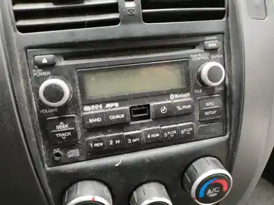 Recambio de automóvil de segunda mano de SISTEMA AUDIO / RADIO CD para HYUNDAI TUCSON (JM)  referencias OEM IAM   